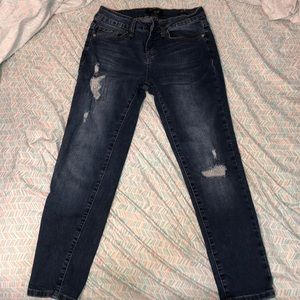 Barely Worn Judy Blue Capri Fit Jeans